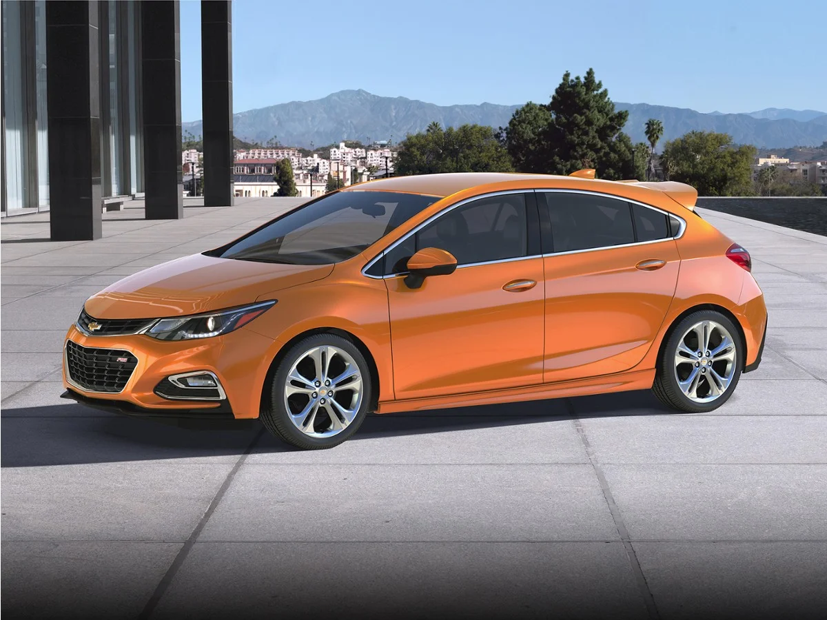 2017 Chevrolet Cruze LT Hatchback Auto's photo
