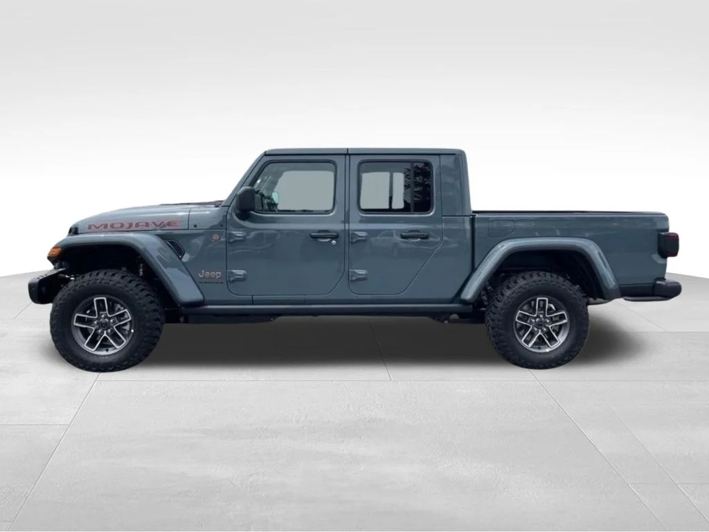 New 2026 Anvil Clear-Coat Exterior Paint Jeep Mojave X image 2