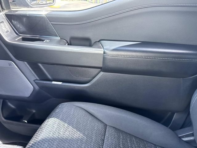 Used 2022 Black Metallic Ford XLT image 24