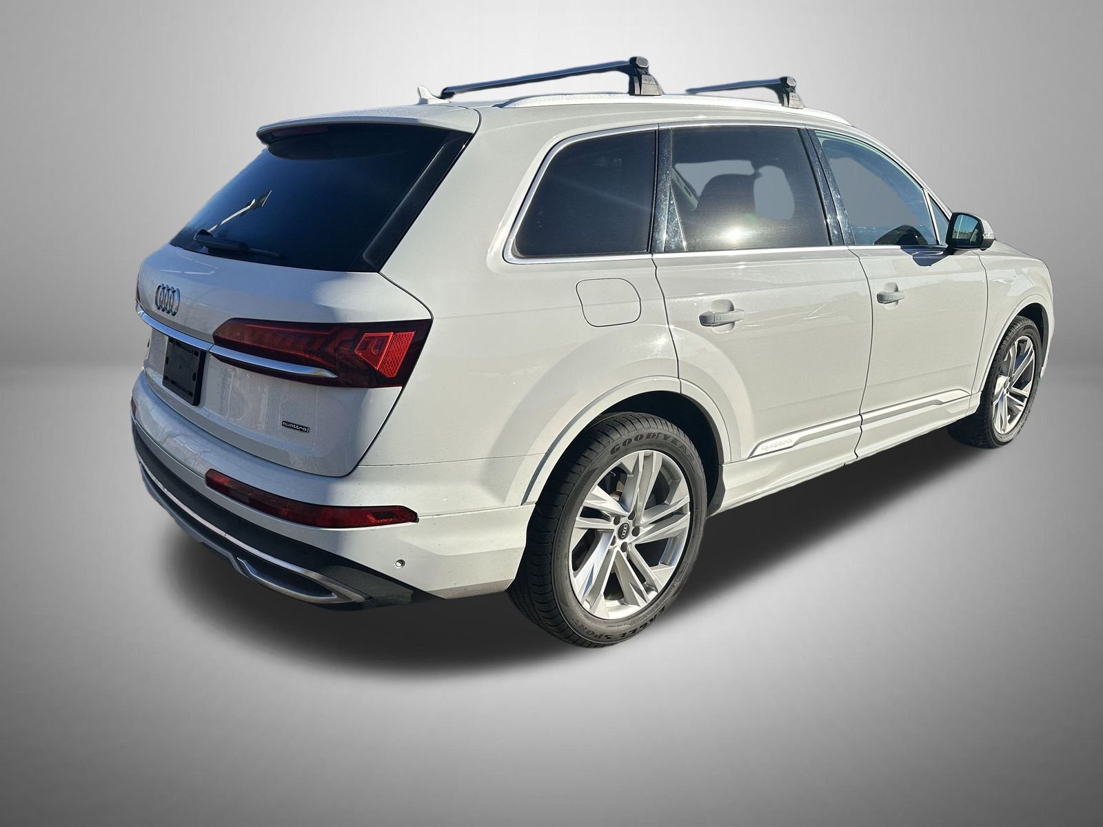 2021 Audi Q7 55 Premium Plus photo 2