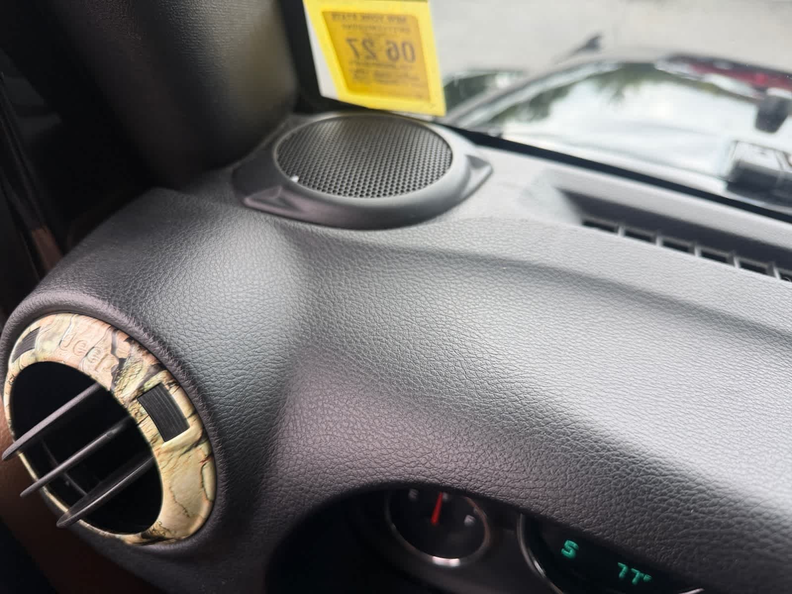 Used 2015 Black Clearcoat Jeep Sahara image 32