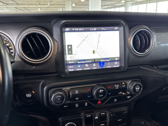 Used 2020 Ocean Blue Metallic Clearcoat Jeep Unlimited Sahara image 25