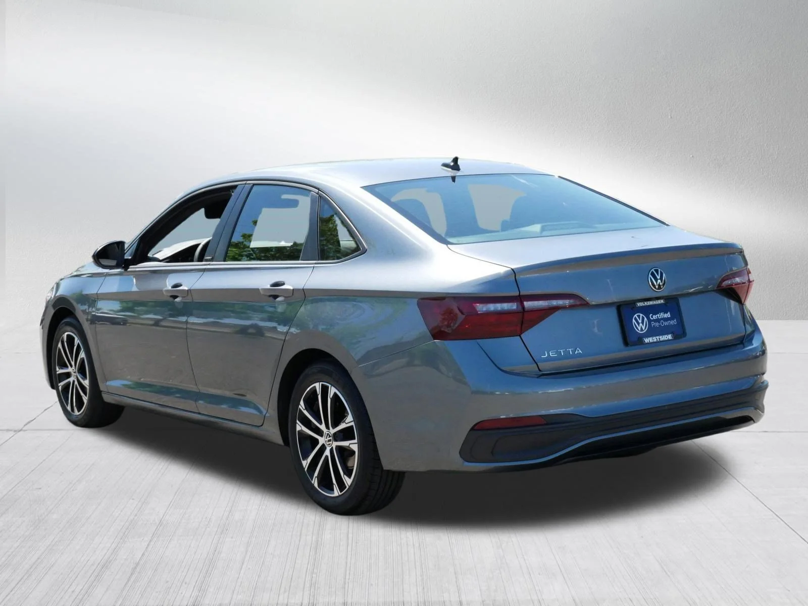 Certified Used 2023 Platinum Gray Metallic Volkswagen Sport image 5