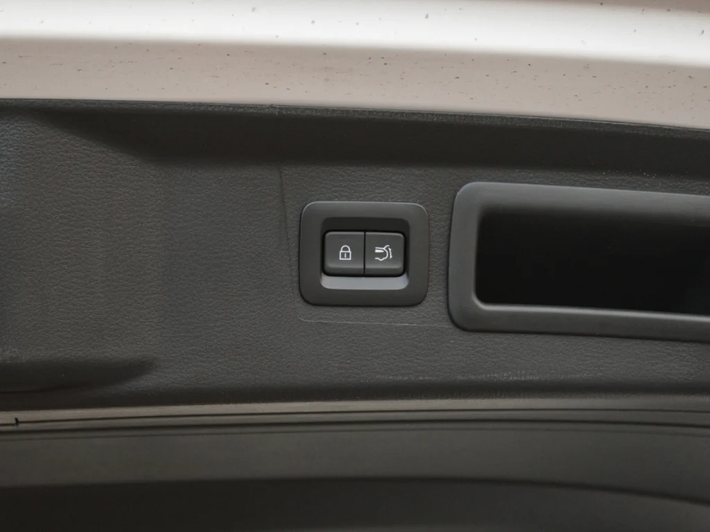 New 2026 Wind Chill Pearl Mazda Preferred image 27