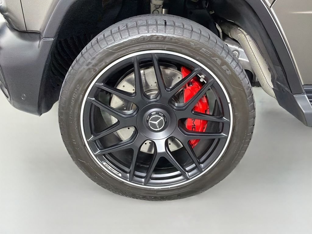 Used 2025 Gray Mercedes-Benz G 63 AMG® image 34