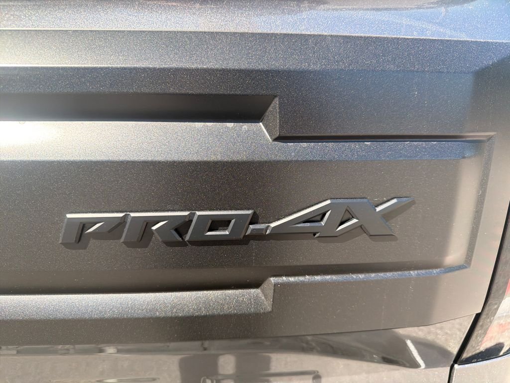 New 2026 Nissan Frontier PRO-4X 4D Crew Cab