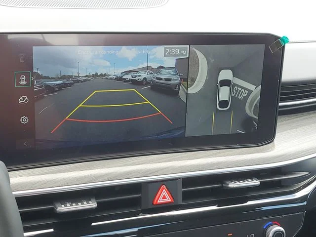 2025 Kia K5 EX - Photo 24