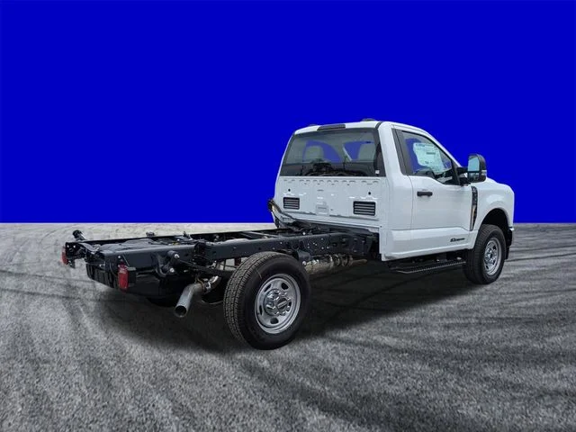 New 2026 White Ford XL image 4