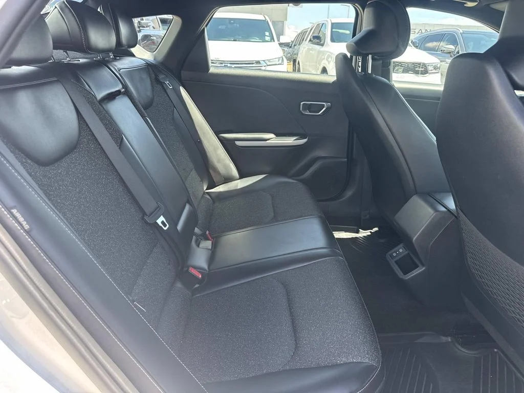 Certified Used 2025 White Kia GT-Line image 9