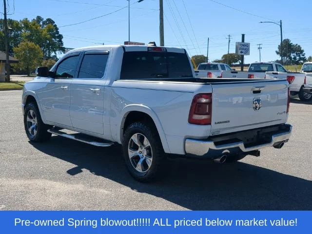 Used 2022 White Ram Laramie image 11