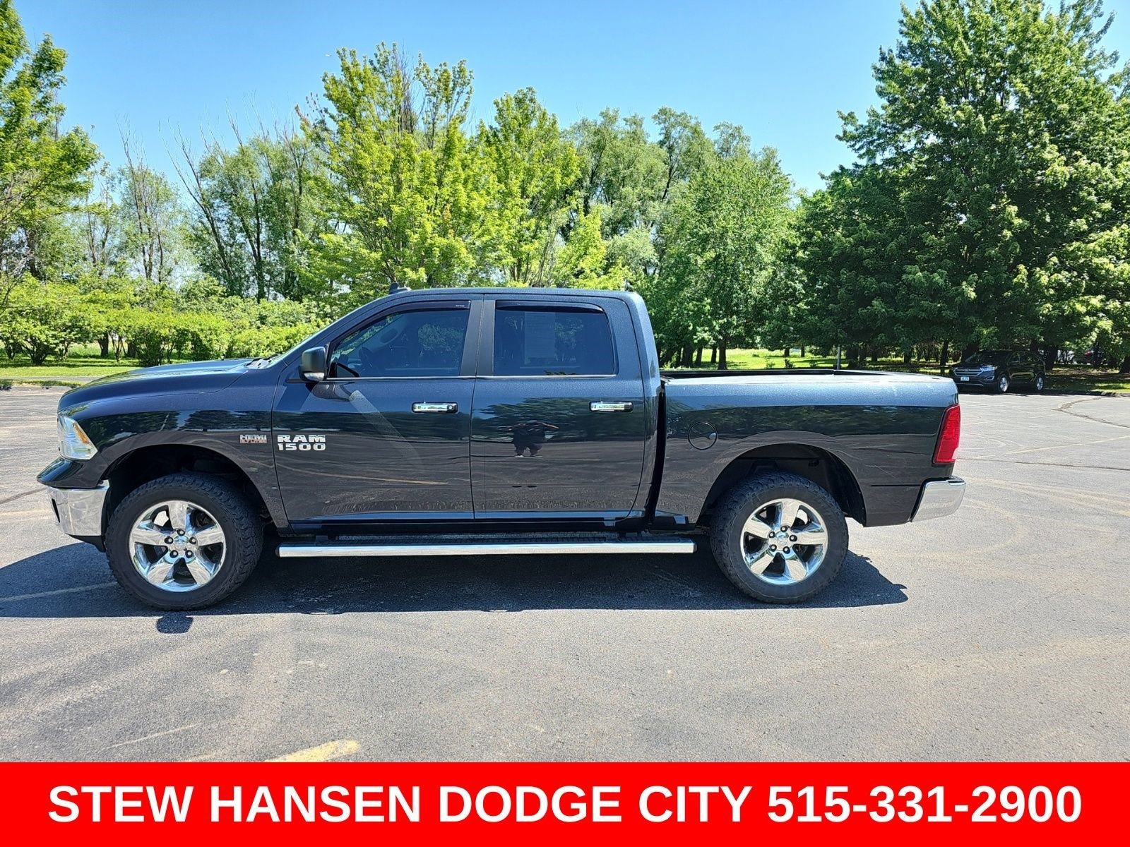 2016 RAM 1500 Big Horn 4x4 Crew Cab 5'7's photo