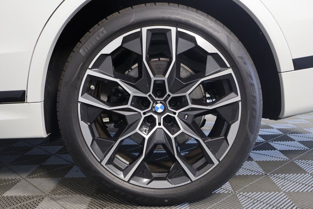 2026 BMW X7 40i - Photo 11