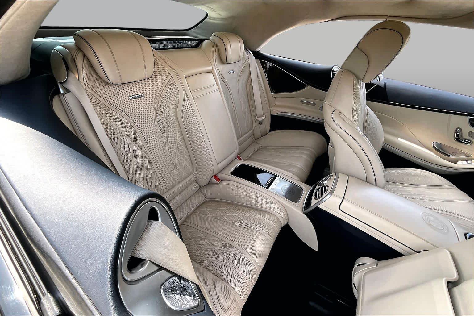 Used 2018 Diamond Silver Metallic Mercedes-Benz AMG® S 63 image 20
