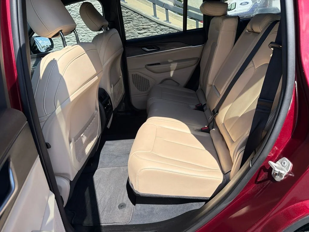 Used 2023 Red Jeep Limited image 13
