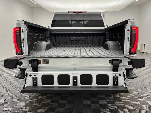 2026 GMC Sierra 2500HD AT4 - Photo 11