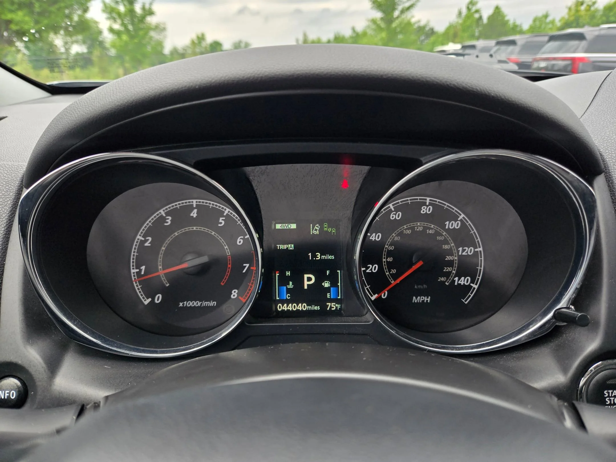 Used 2024  Mitsubishi SE image 27