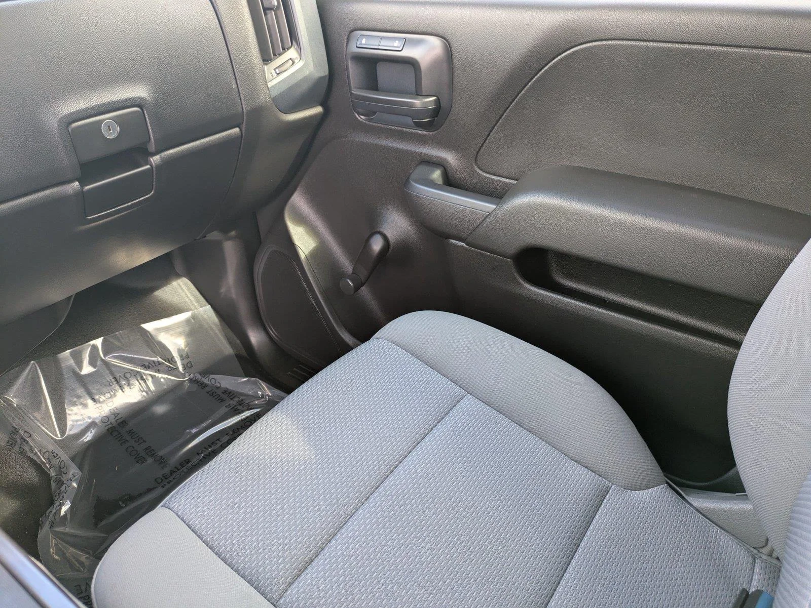 Used 2014 White GMC Base image 17