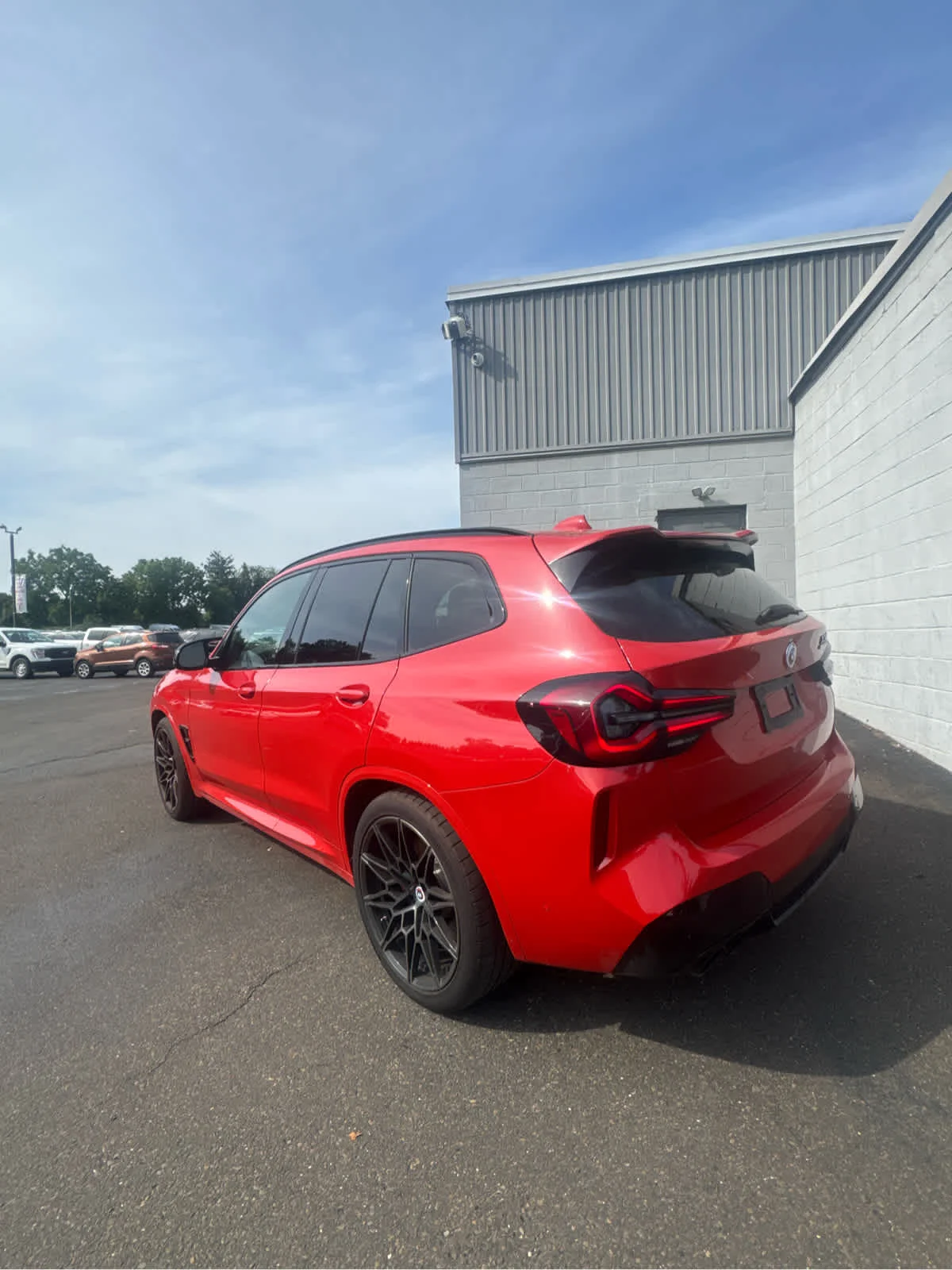 Used 2023 Orange BMW  image 7