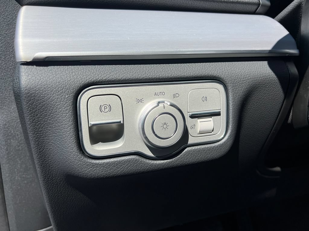 New 2026 Selenite Grey Metallic Mercedes-Benz GLE 350 image 52