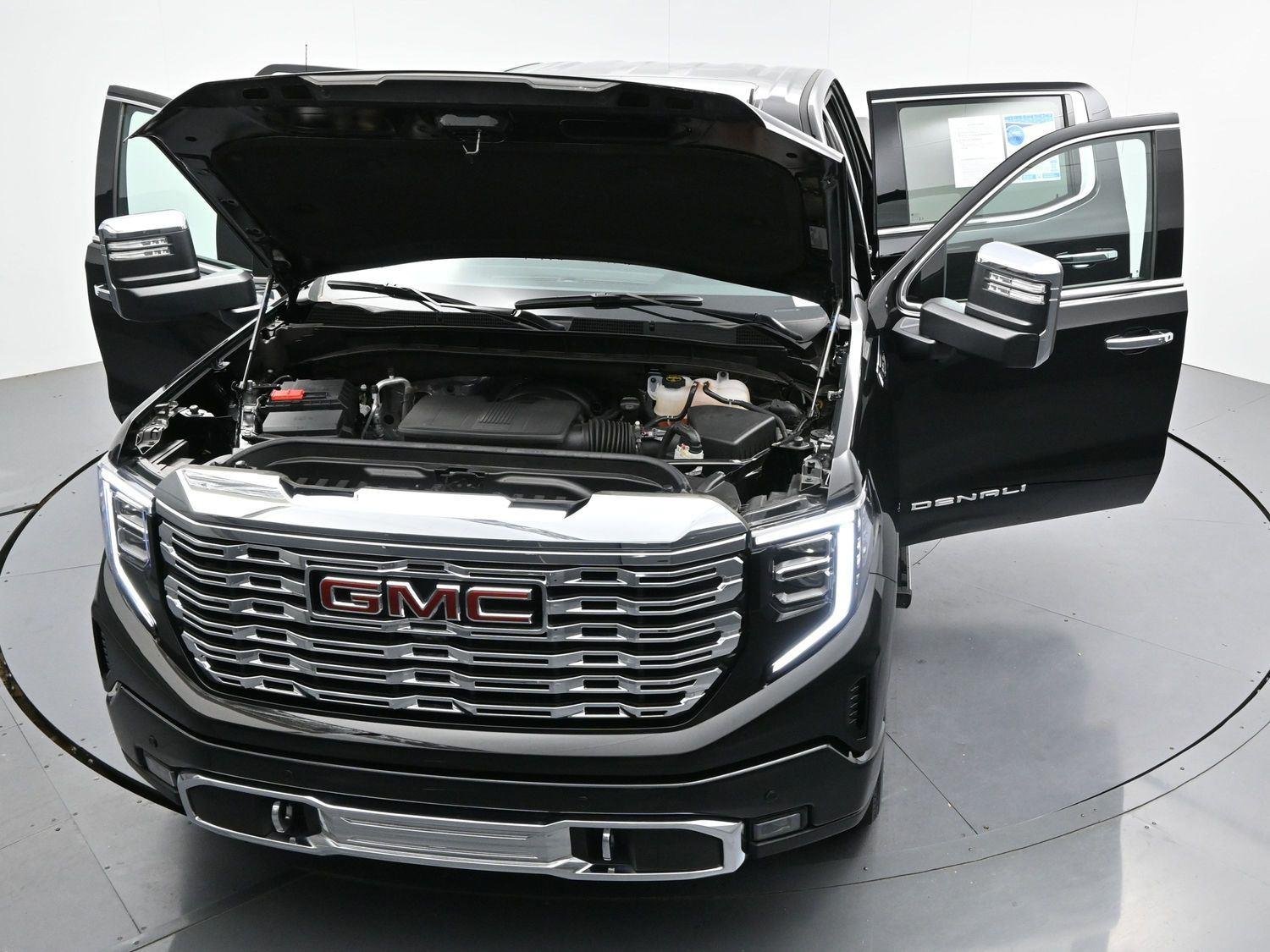 Used 2025 Onyx Black GMC Denali image 46