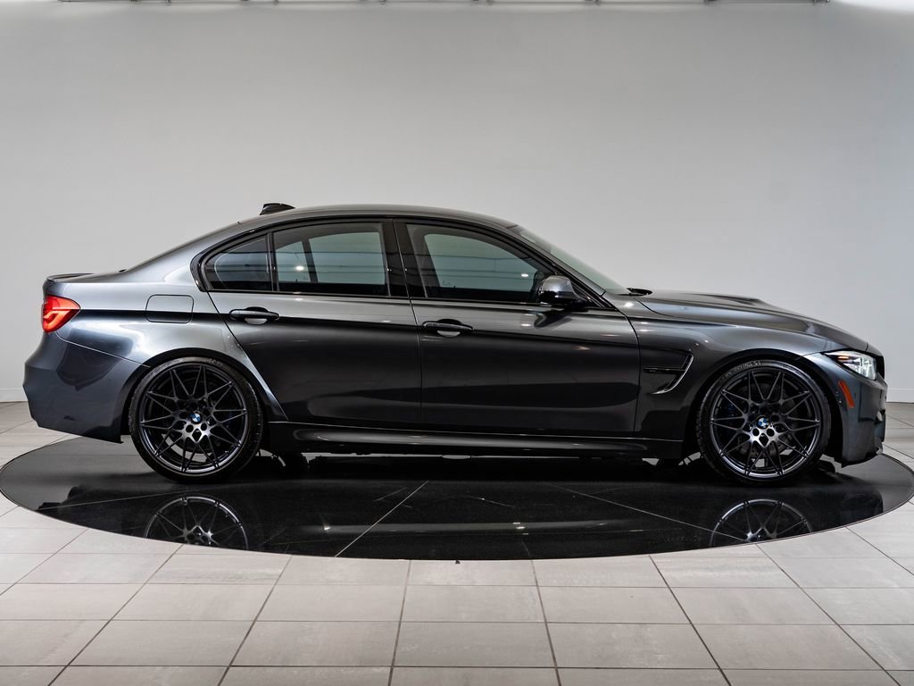 Used 2018 Mineral Gray Metallic BMW  image 11
