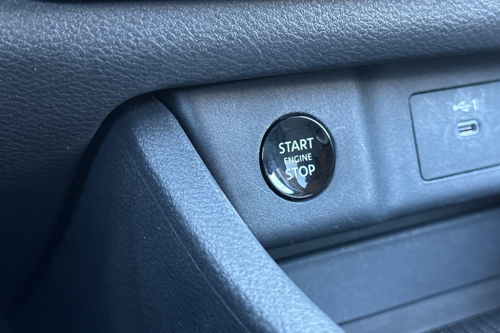 Used 2025 Black Nissan SV image 25
