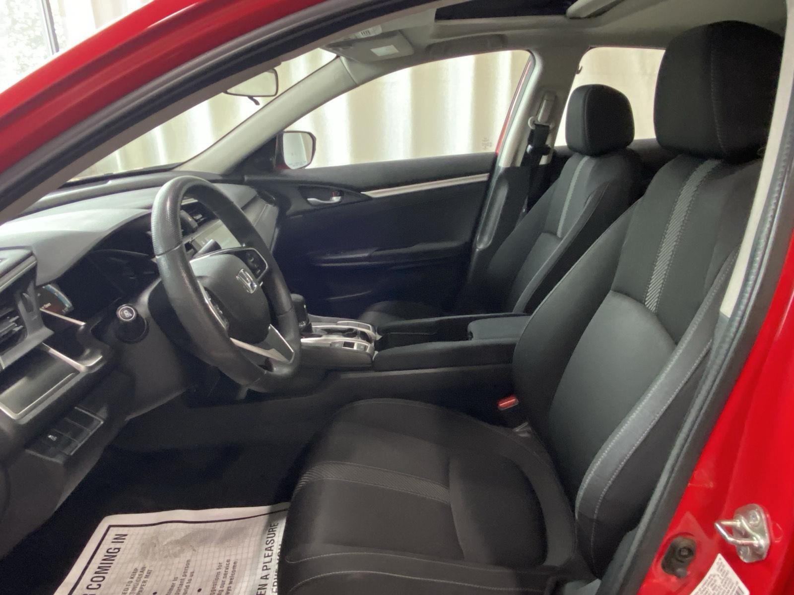 Used 2018 Rallye Red Honda EX image 15