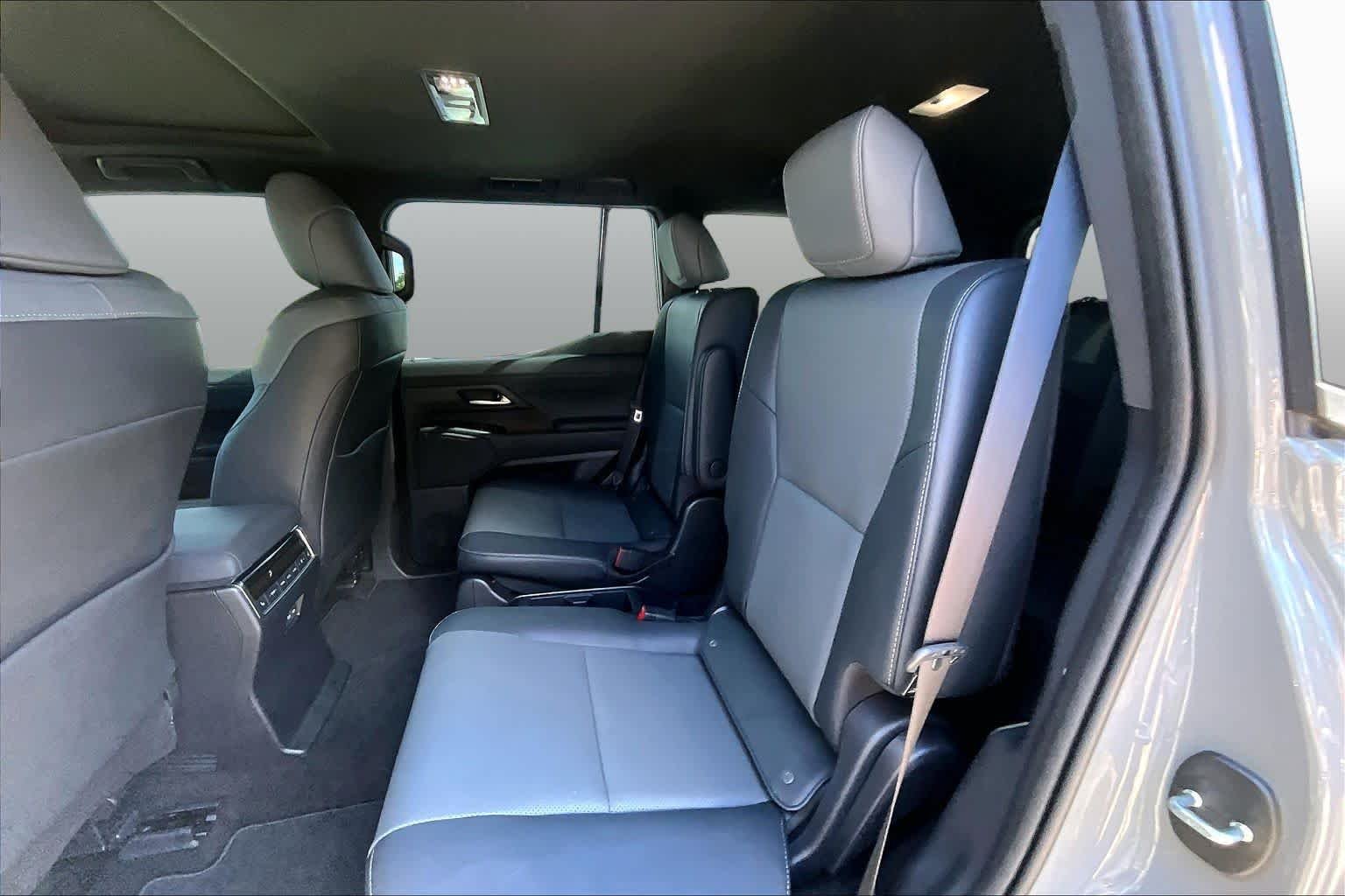Certified Used 2026 INCOGNITO Lexus Premium+ image 21