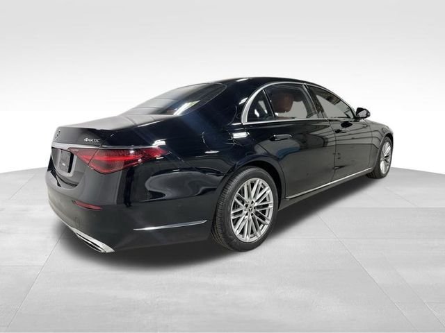 Used 2021 Black Mercedes-Benz S 580 image 5