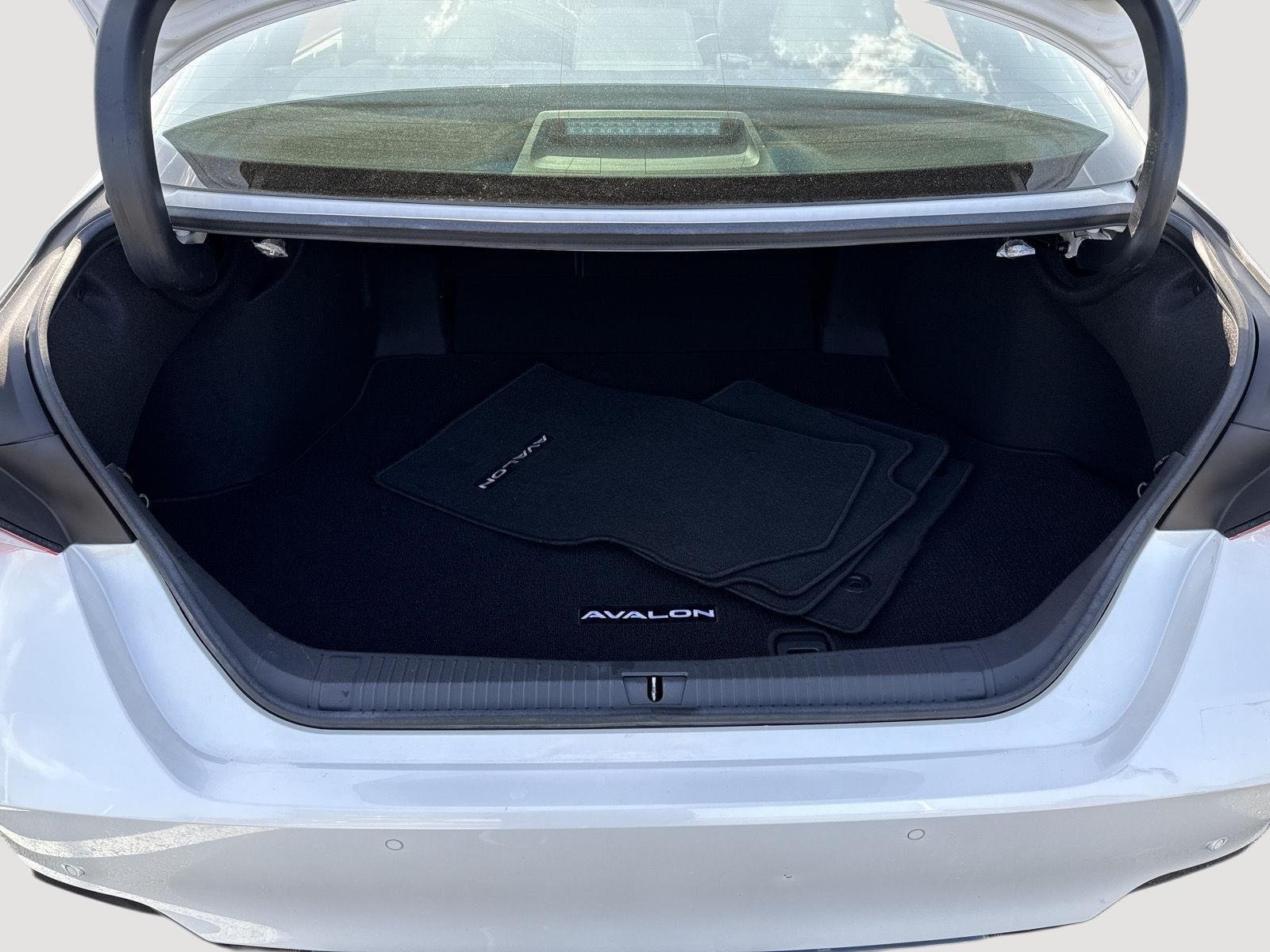 Certified Used 2019 Wind Chill Pearl Toyota Touring image 22