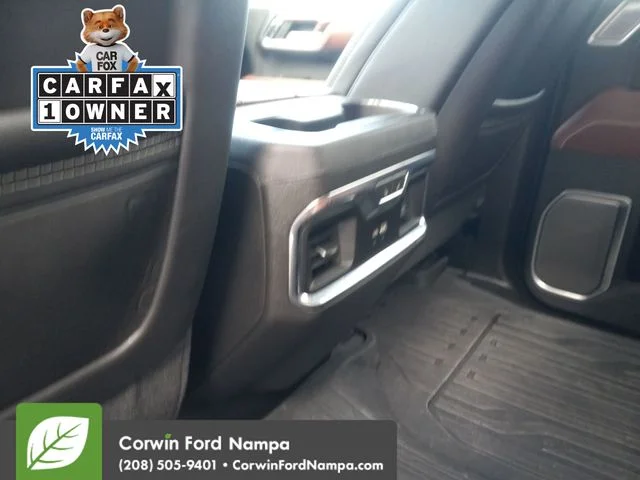 Used 2024 Onyx Black GMC  image 27