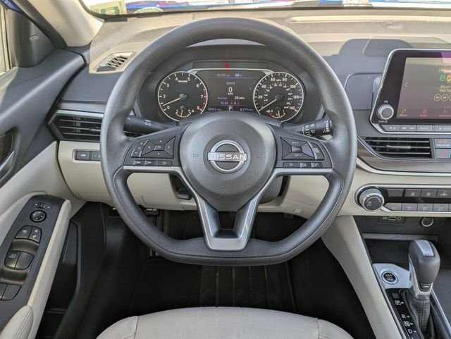 Used 2025 Blue Nissan 2.5 SV image 29