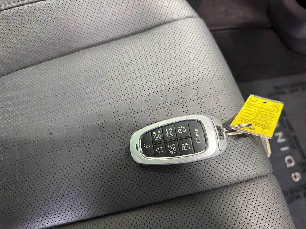 Used 2023 Gold Hyundai Limited image 29
