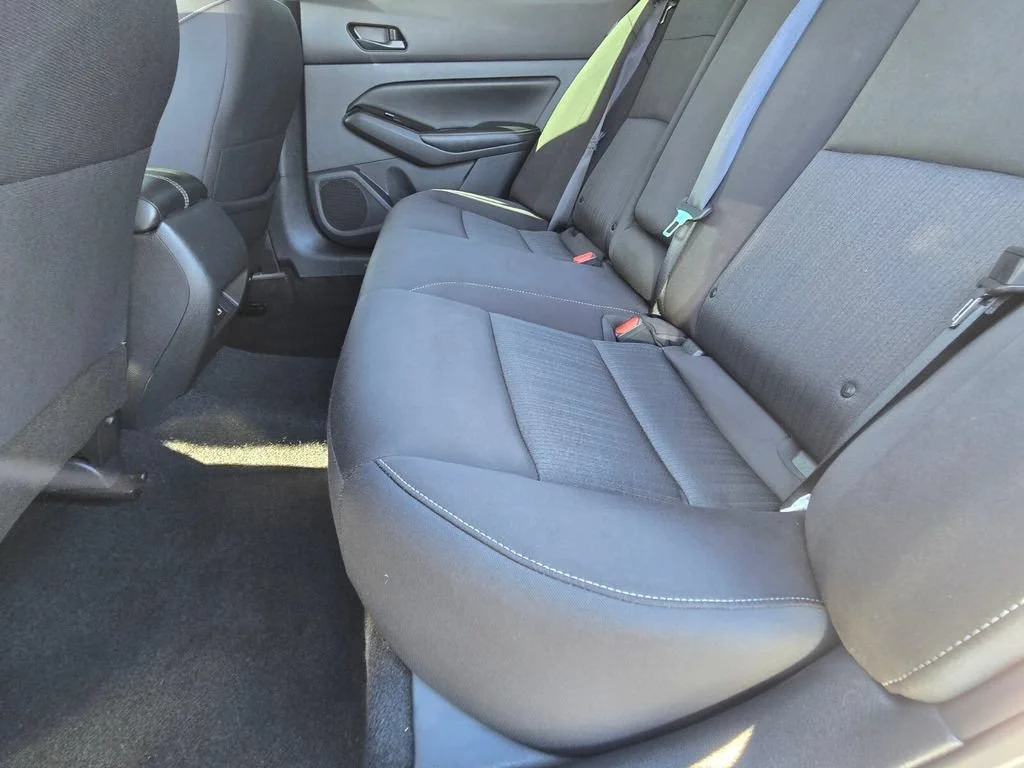 Used 2023 Gun Metallic Nissan 2.5 SV image 11