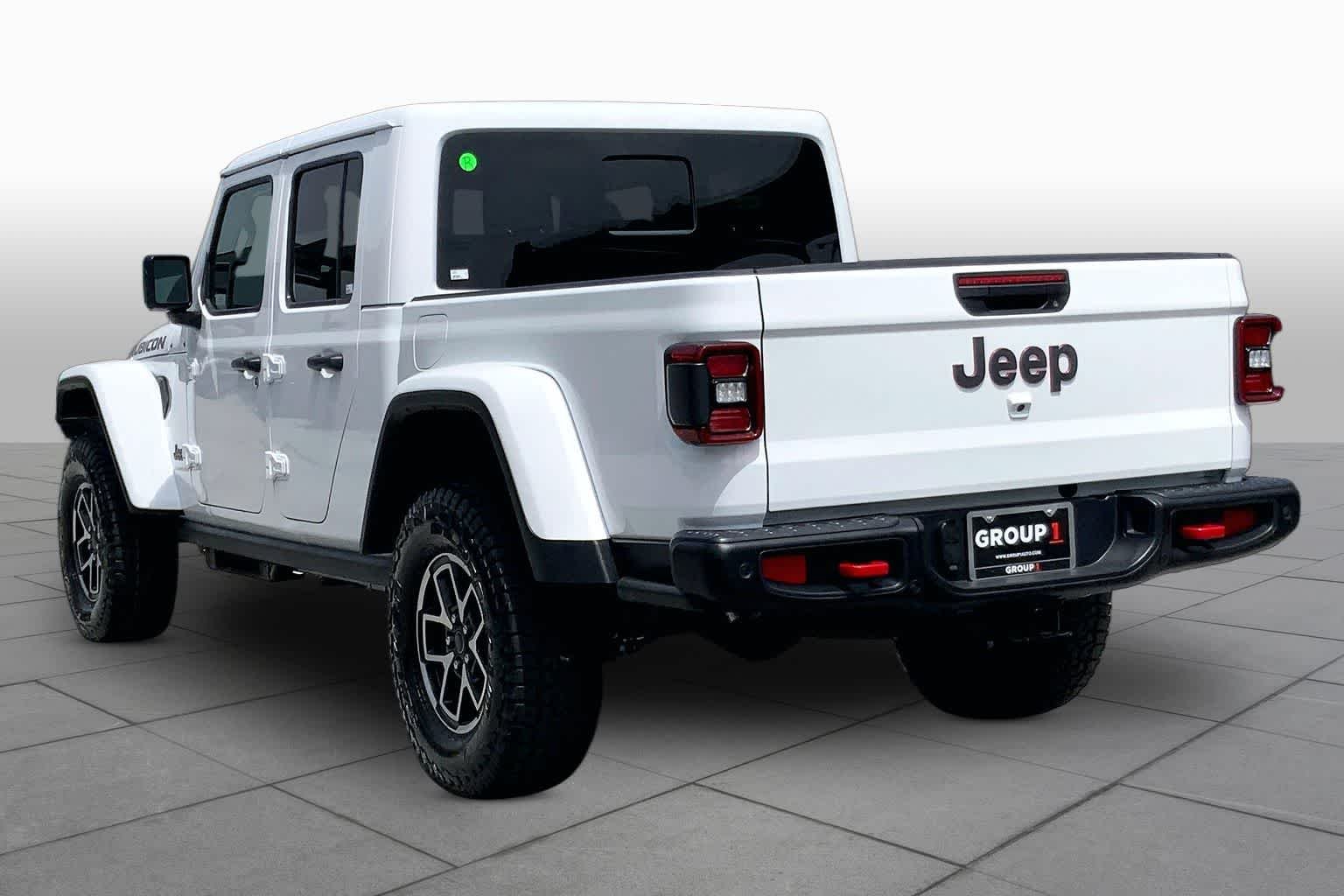 New 2026 Bright White Clearcoat Jeep Rubicon X image 9