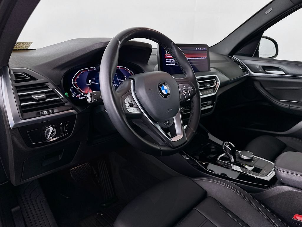 Used 2023 Skyscraper Grey Metallic BMW sDrive30i image 9