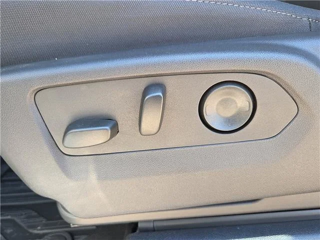 New 2026 Sterling Metallic GMC Elevation image 10