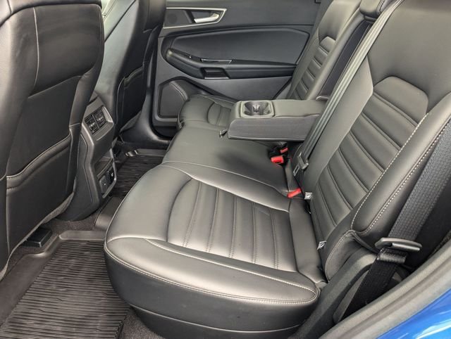 Used 2020 Atlas Blue Metallic Ford SEL image 23