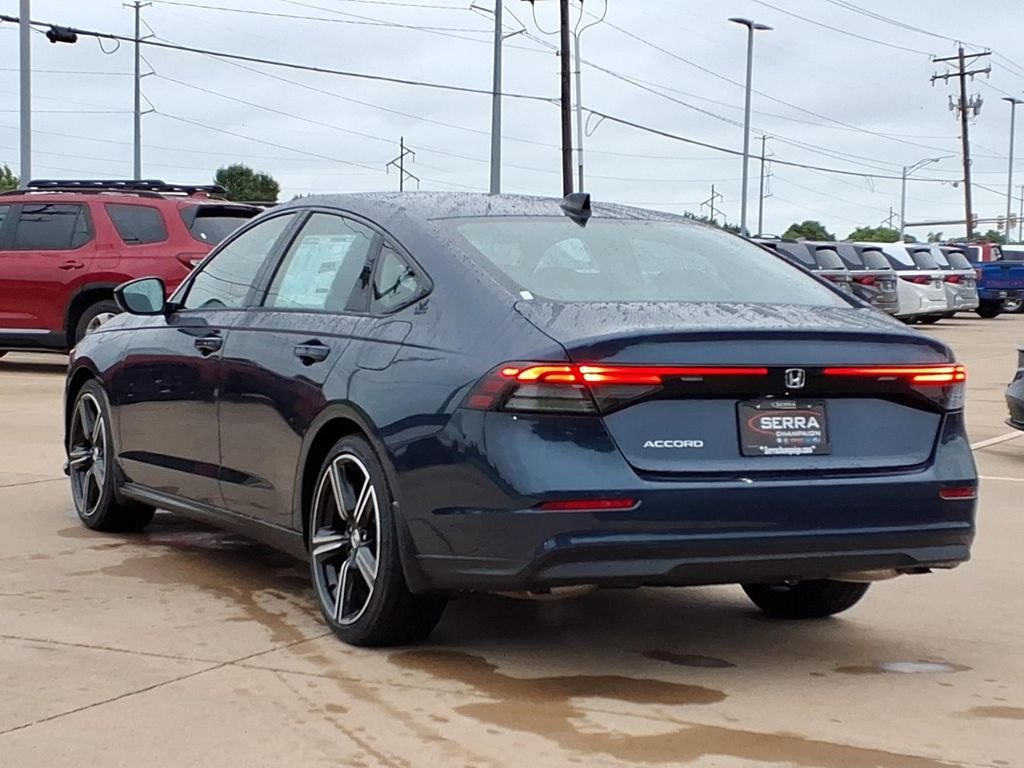 New 2026 Canyon River Blue Honda SE image 11