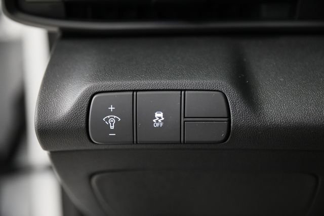 2026 Hyundai Elantra SEL - Photo 12