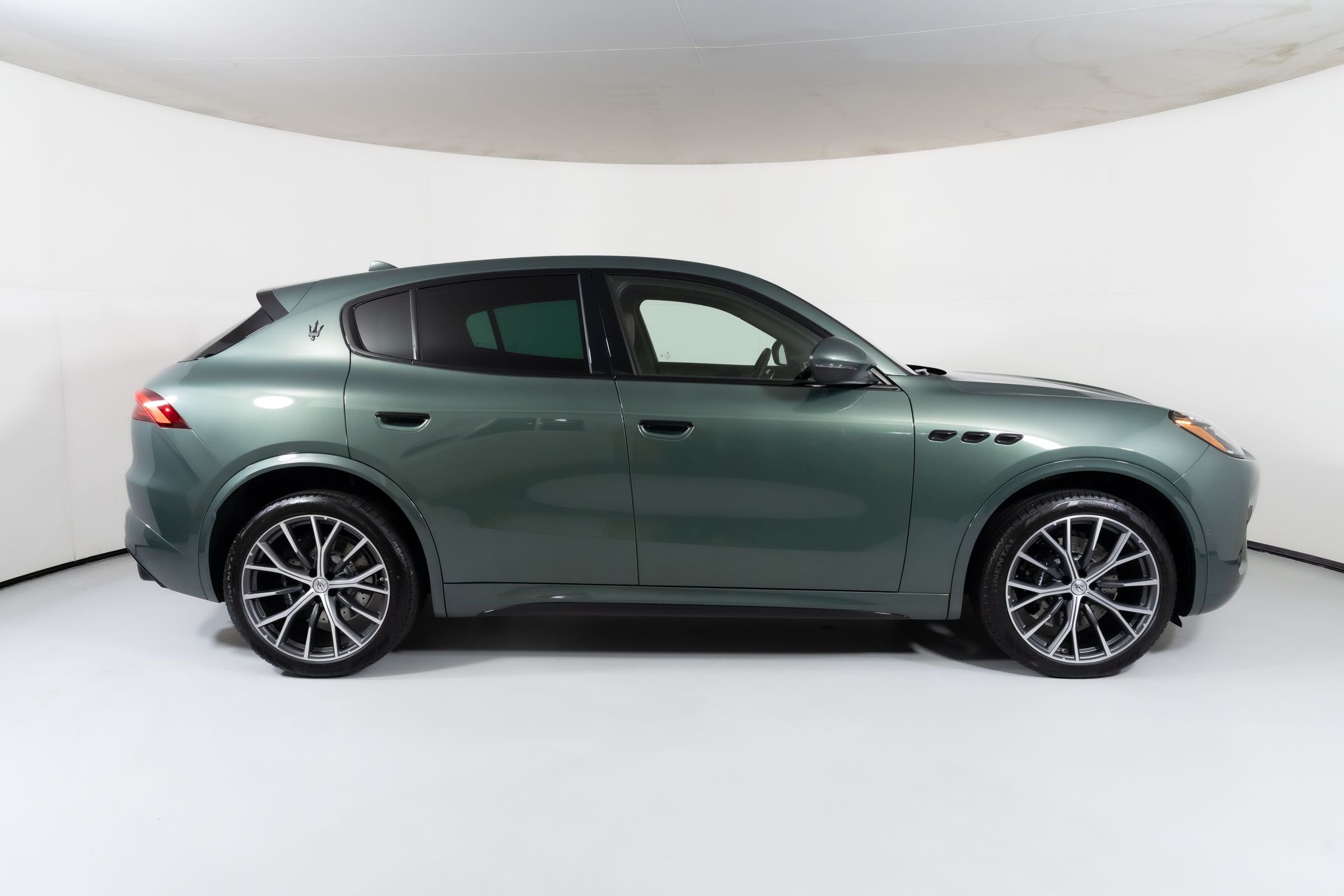 2026 Maserati Grecale Modena V6 - Photo 17