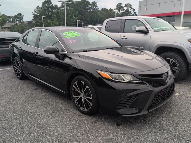 2018 Toyota Camry SE