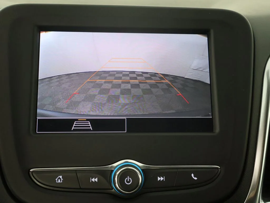 Used 2022 Gray Chevrolet LT image 38