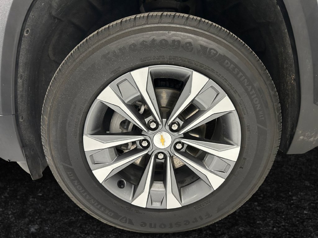 Used 2025 Gray Chevrolet LT image 23