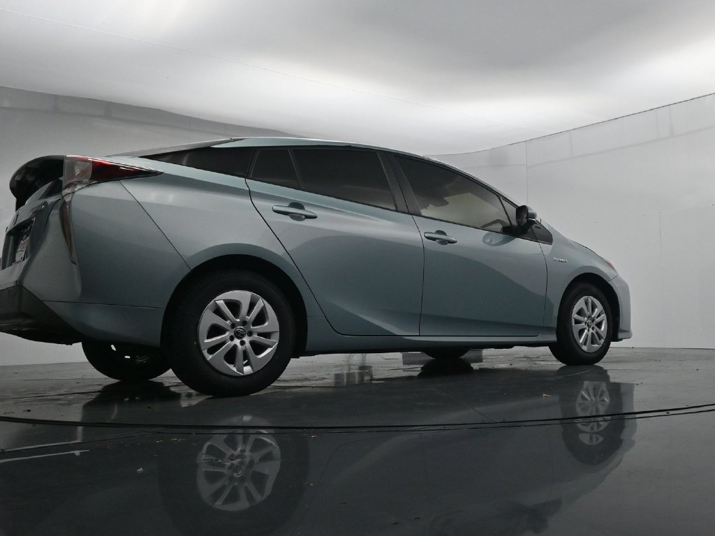 Used 2017 Beige Toyota Two image 39