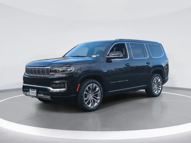 Used 2023 Black Jeep Series II image 1