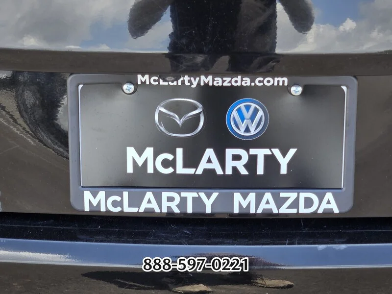 Used 2020 Black Cherry Pearl KIA S image 15