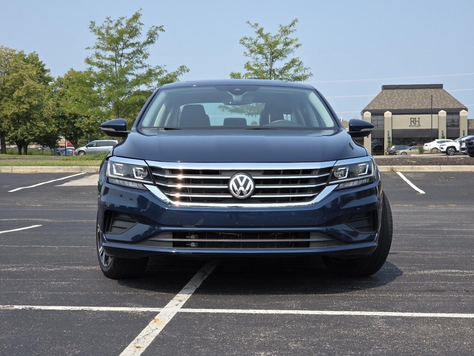Used 2021 Tourmaline Blue Metallic Volkswagen 2.0T SE image 13