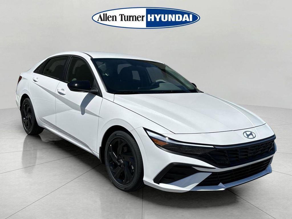 New 2026 Serenity White Hyundai SEL Sport image 2