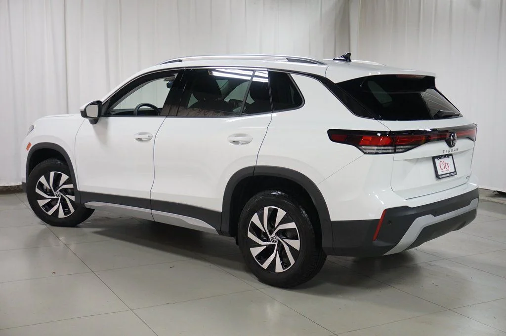 New 2026 White/off-white Volkswagen 2.0T S image 8